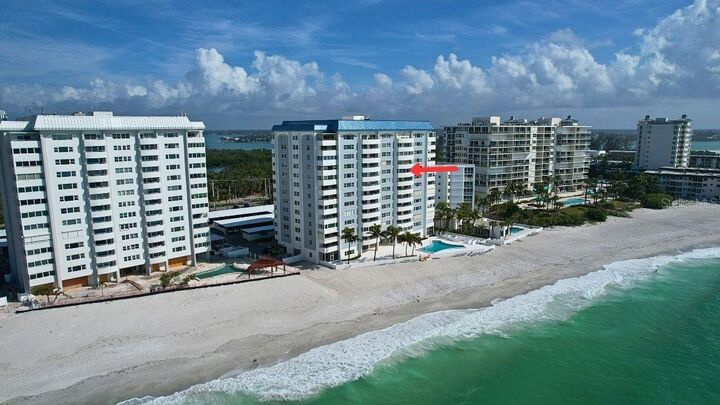 Property Photo: 1750 Benjamin Franklin Drive 9B FL 34236