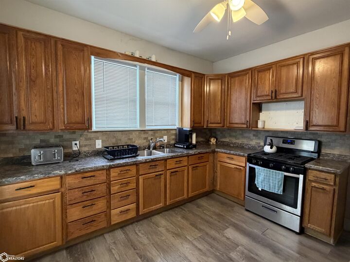 Property Photo:  120 Grand Street  IA 52601 