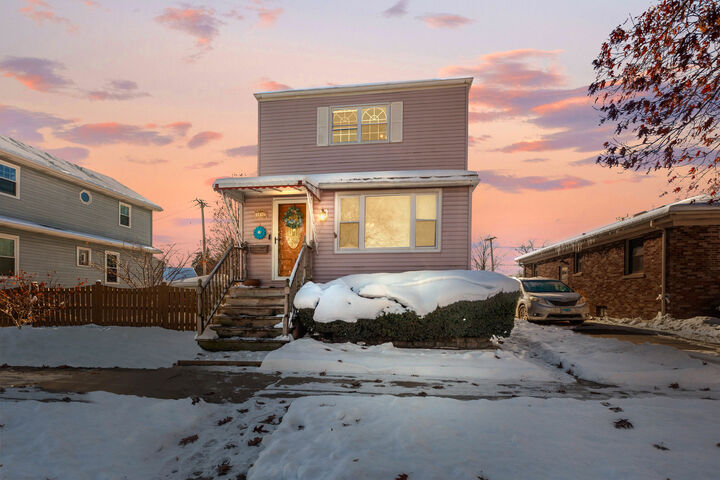 3132 Grand Boulevard  Brookfield IL 60513 photo