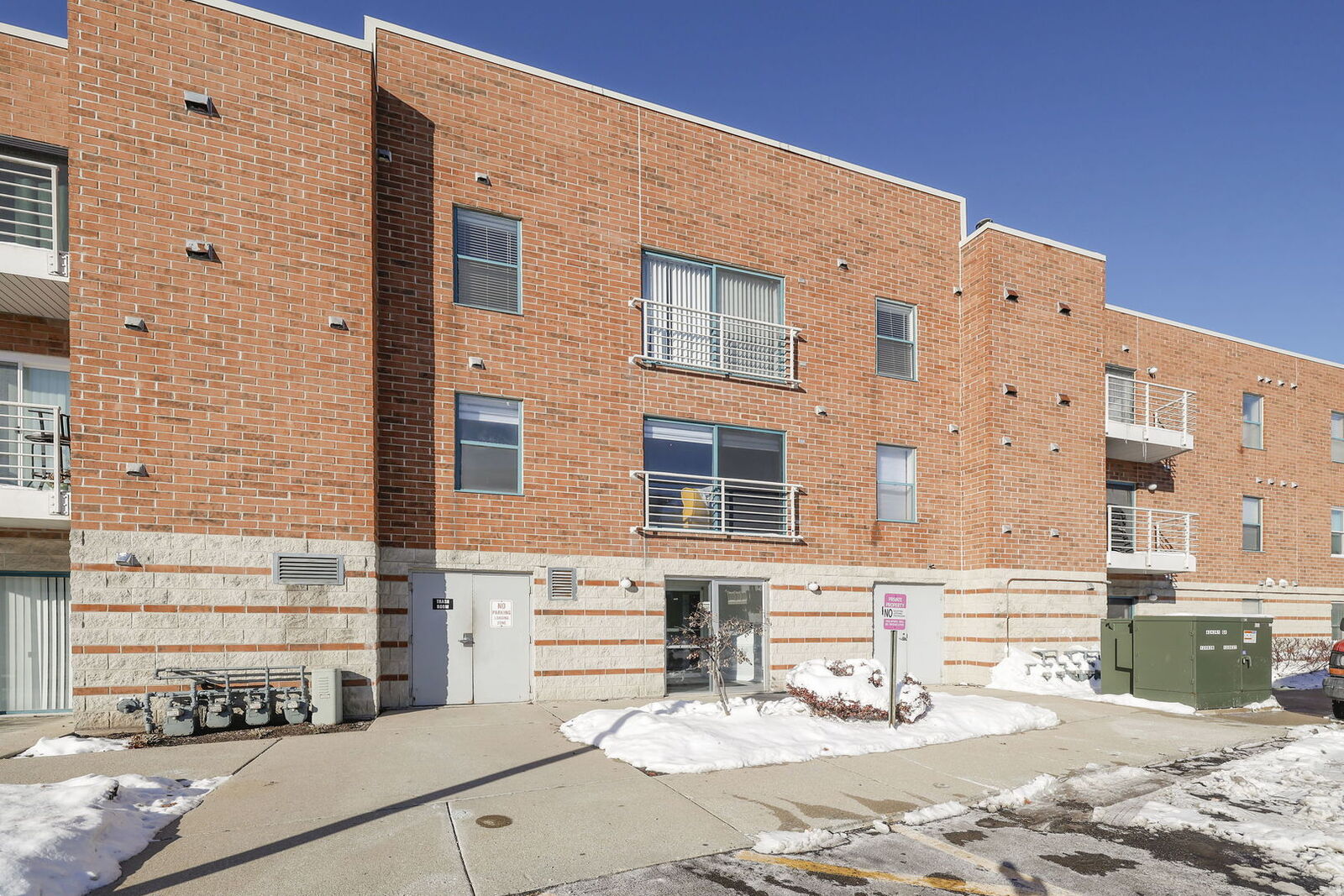 Property Photo:  3255 Kirchoff Road 306  IL 60008 