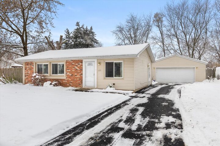 177 Shady Lane  Bolingbrook IL 60440 photo