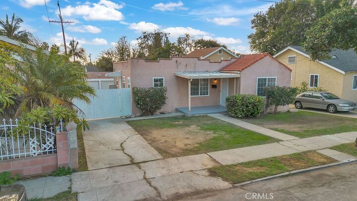 Property Photo: 13018 Chestnut CA 90602