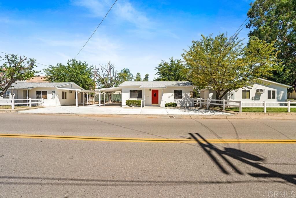 Property Photo: 549 D St. CA 92065