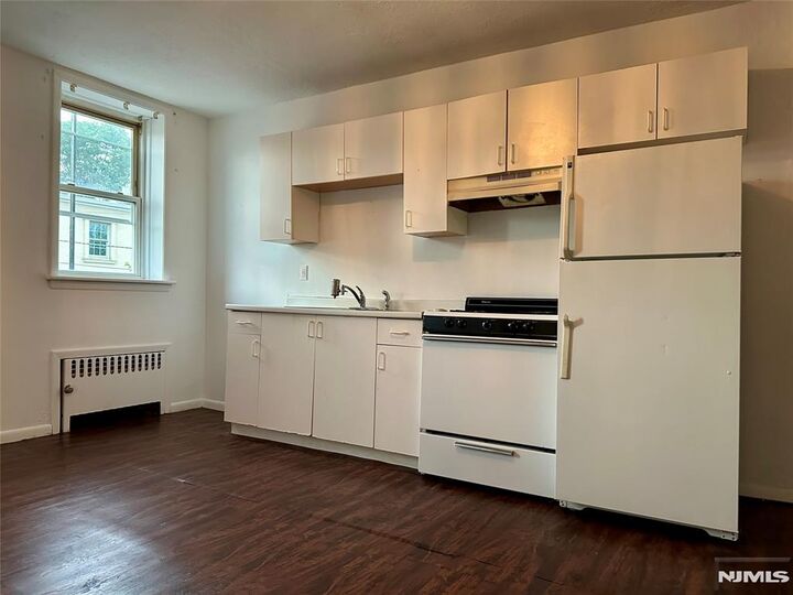 Property Photo: 530 Valley Brook Avenue 2nd Floor NJ 07071