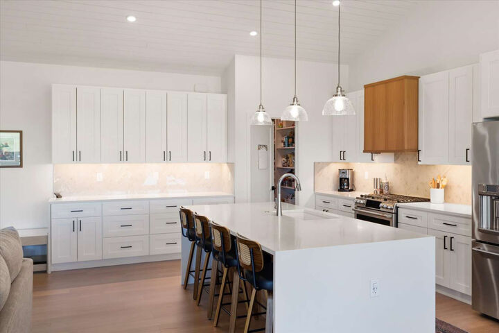 Property Photo:  383 Jefferson Street  MT 59901 