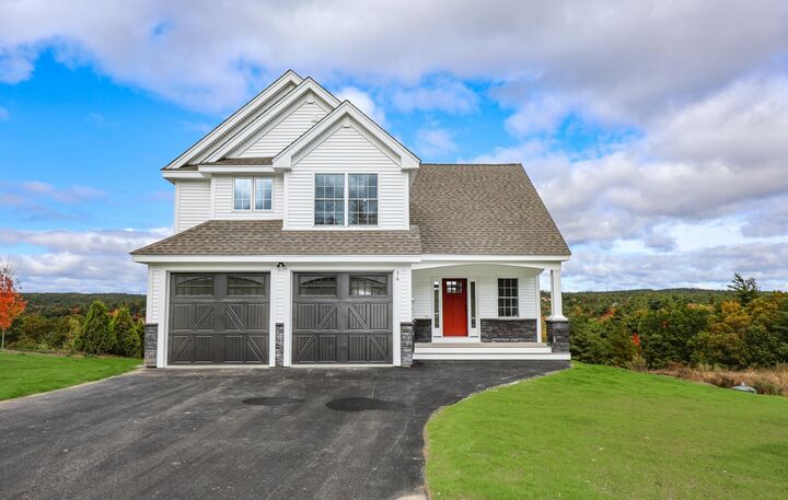 9 Tallarico Street  Litchfield NH 03052 photo