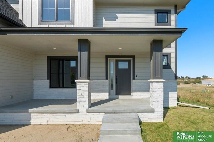 Property Photo: 5457 S 201st Street NE 68022