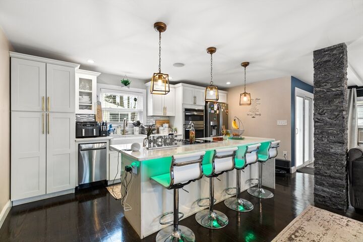 Property Photo:  4 Park Rd  MA 02301 