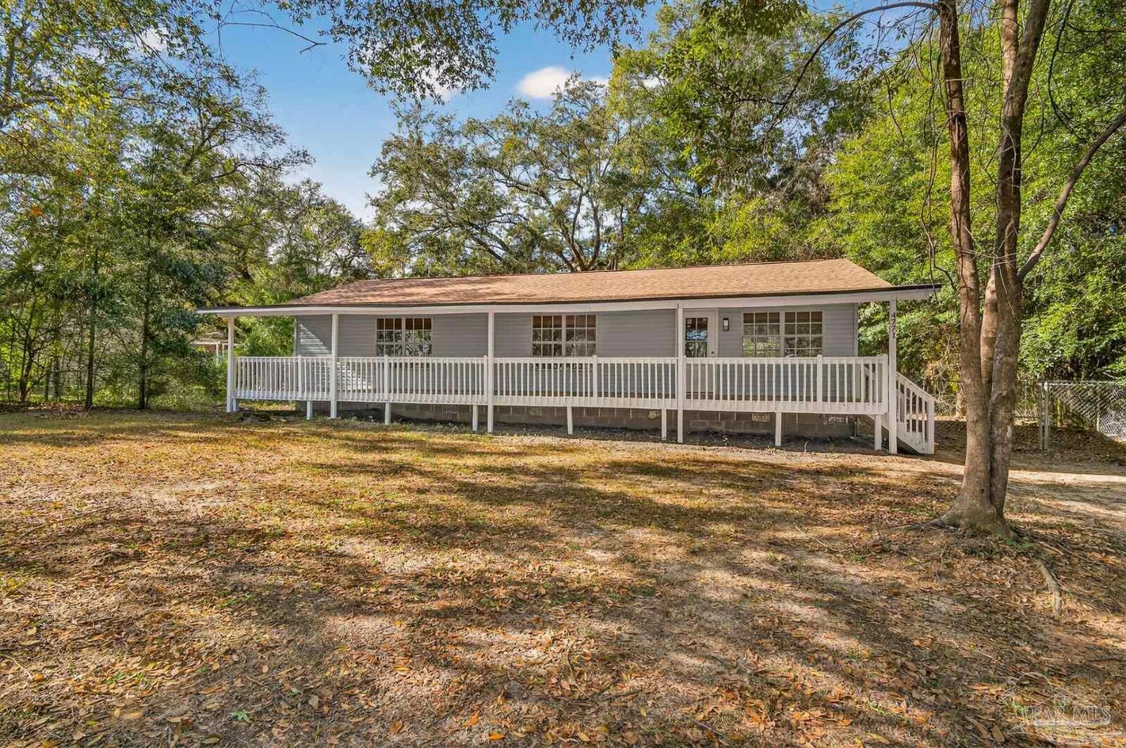 Property Photo: 4771 Carl Booker Rd FL 32583