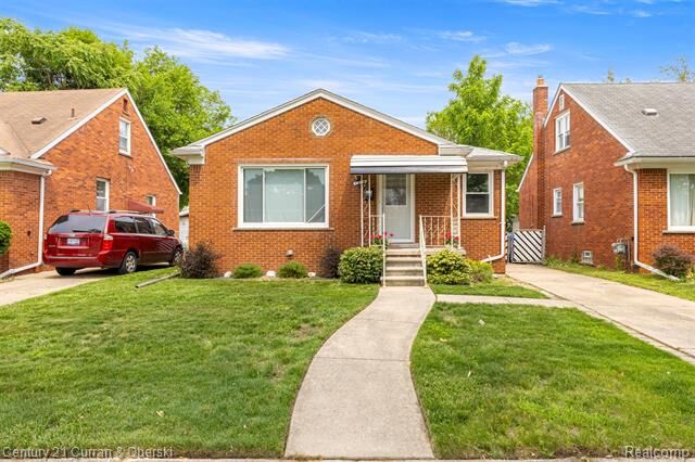 Property Photo: 8276 Riverview Street MI 48127