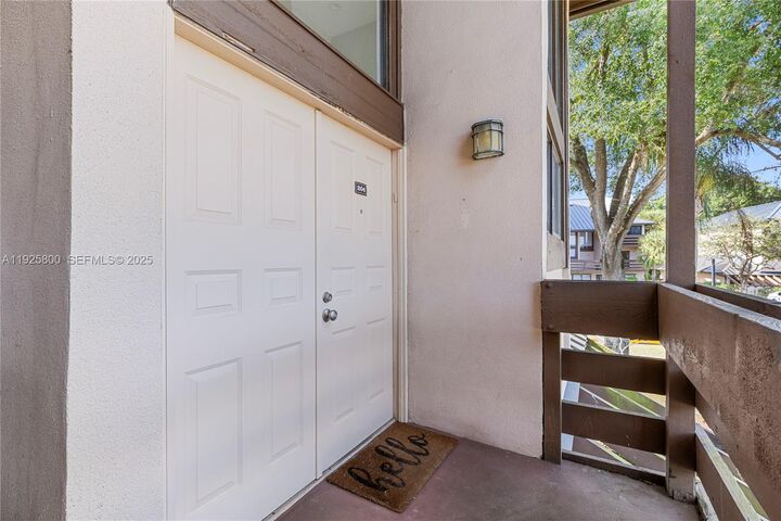 120 SW 96th Ter 204  Plantation FL 33324 photo
