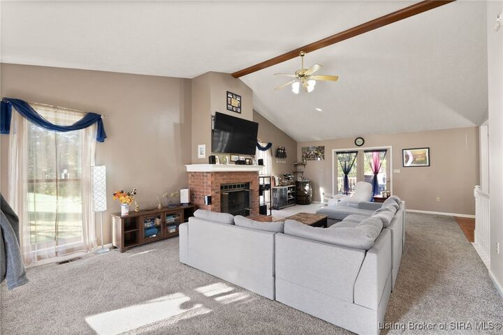 Property Photo:  9404 Hunters Ridge Drive  IN 47122 