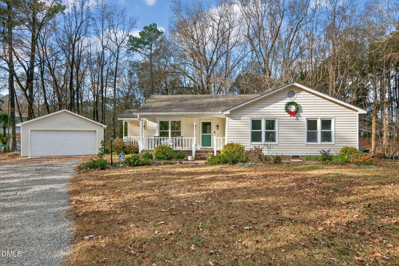 Property Photo:  1901 Red Oak Lane  NC 27520 