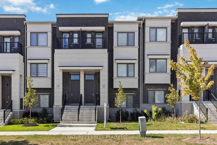 Property Photo:  142 Landsbridge Street  ON L7E 2E1 