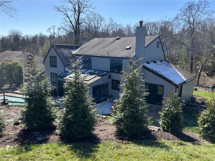 Property Photo: 2272 Morrow Road PA 15241