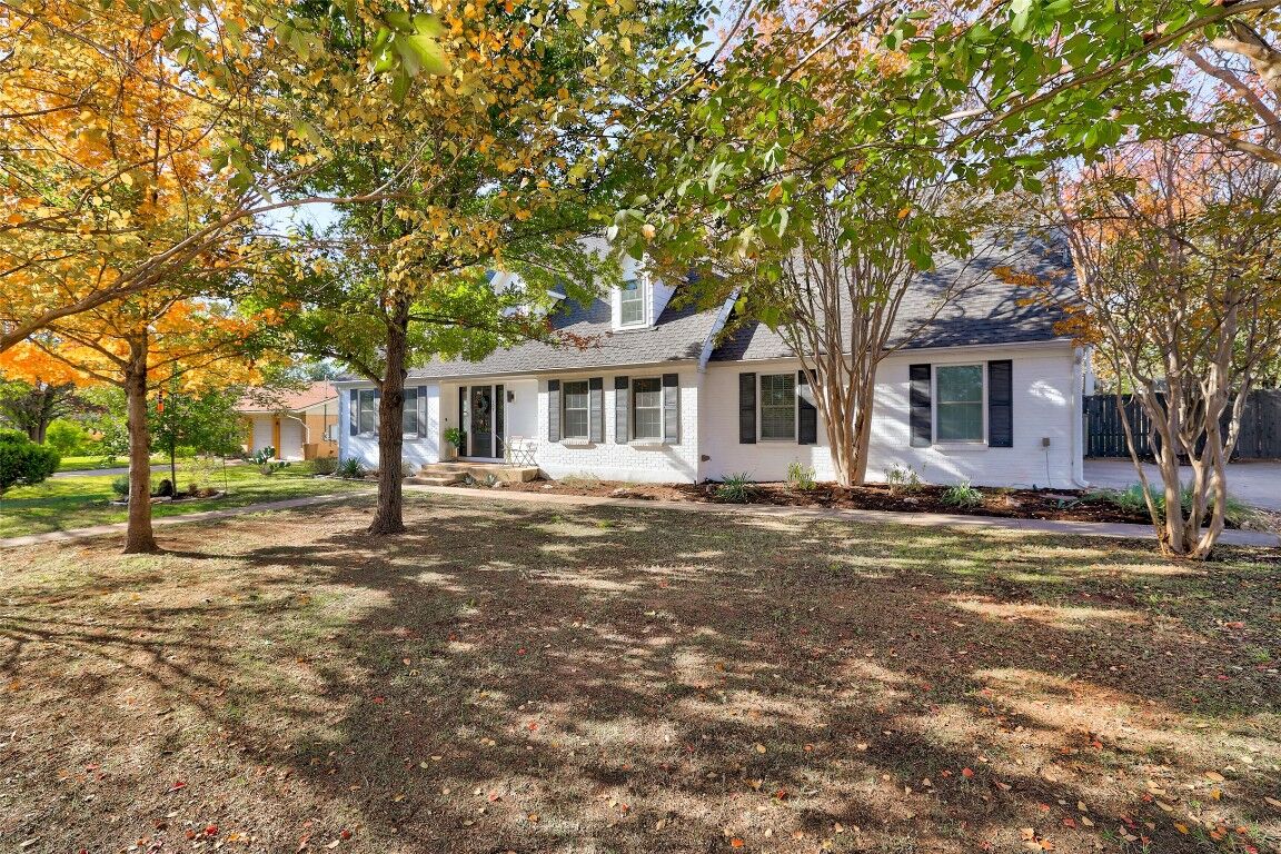 Property Photo: 107 Shady Oak Drive TX 78628