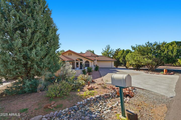 Property Photo: 15 Drum Beat Circle AZ 86336