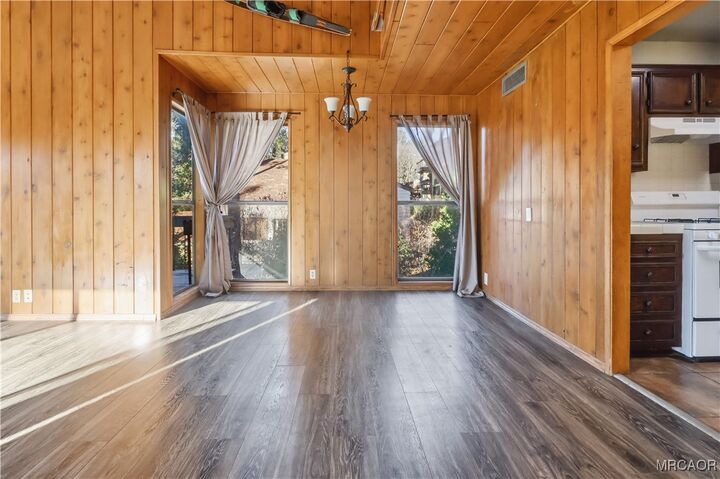 Property Photo:  27657 Peninsula #110 Drive 110  CA 92352 