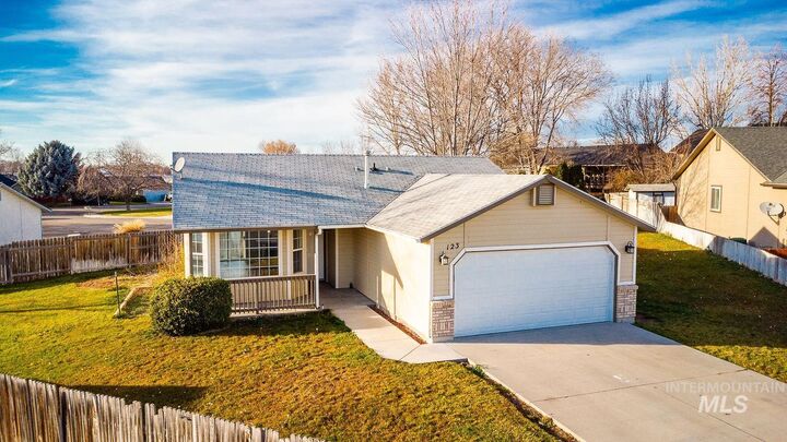 Property Photo:  123 Cougar Ct.  ID 83687 