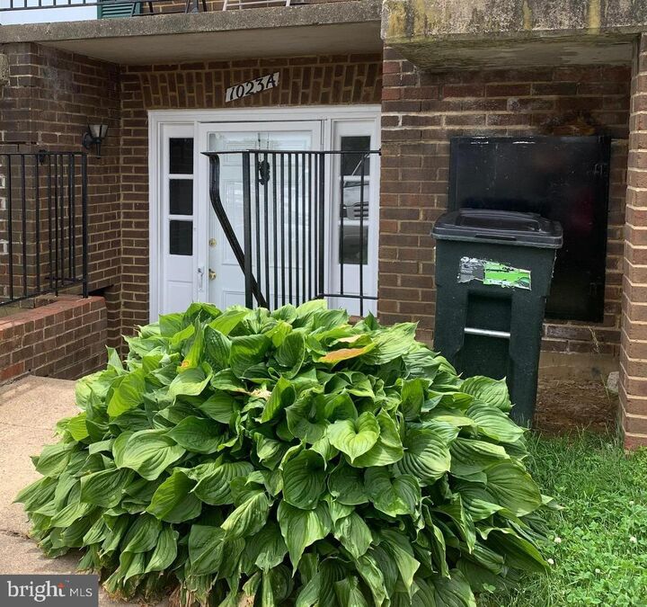 Property Photo: Margate Court VA 20163