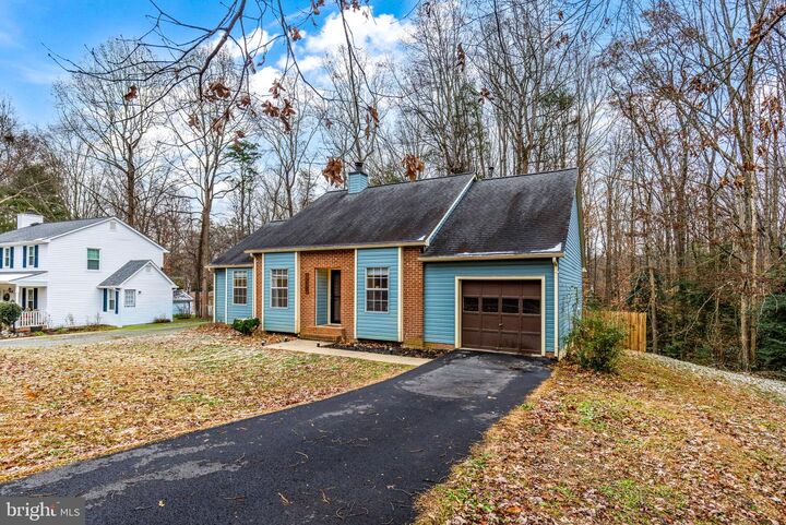 Property Photo: 10907 Crestwood Drive VA 22553
