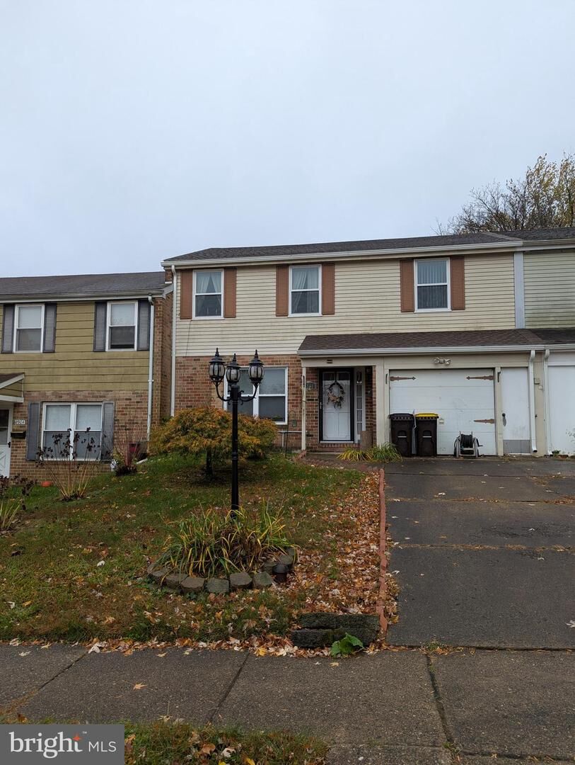 Property Photo: 2908 Wayne Turn PA 19020