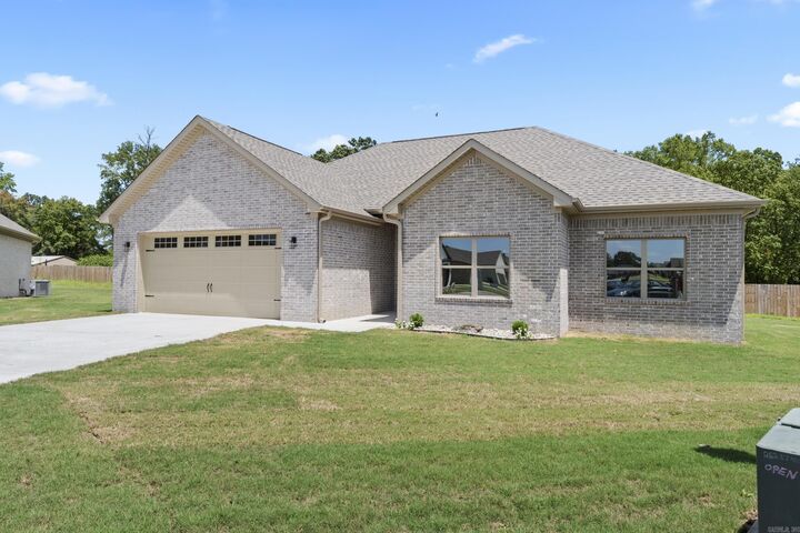 Property Photo: 14 Morning Sun Cove AR 72058