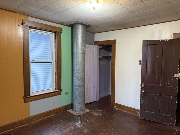 Property Photo: 8 Locust Street WV 26241