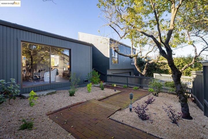 568 Vistamont Ave  Berkeley CA 94708 photo