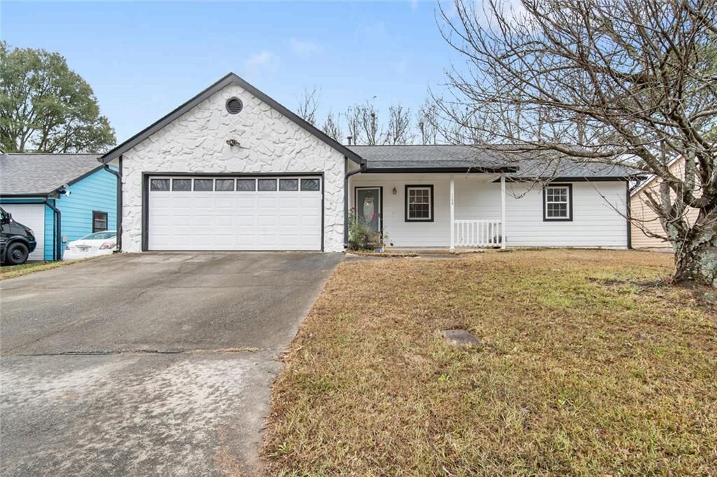 Property Photo: 1158 Brittney Way GA 30093