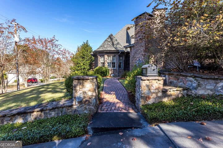 Property Photo:  2000 Poplar Drive  GA 31906 