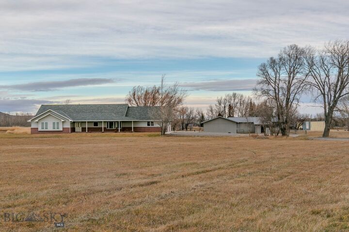 Property Photo:  297 Big Timber Loop Road  MT 59011 