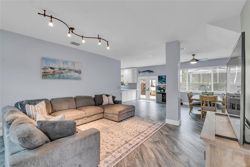 Property Photo: 847 NW 127th Ave FL 33071