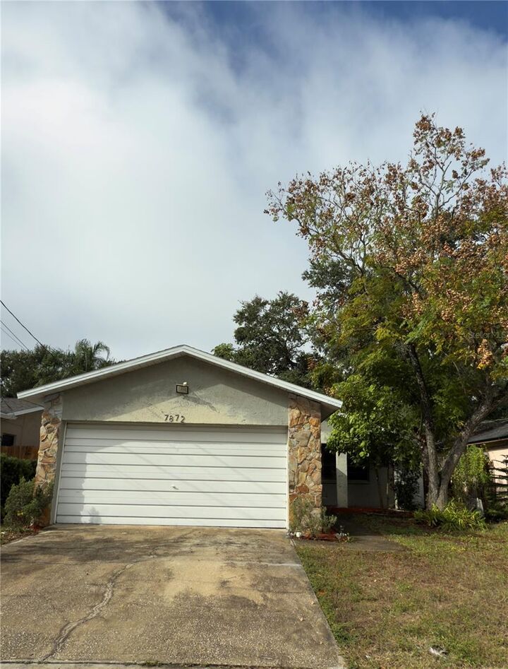 Property Photo: 7872 59th Street N FL 33781