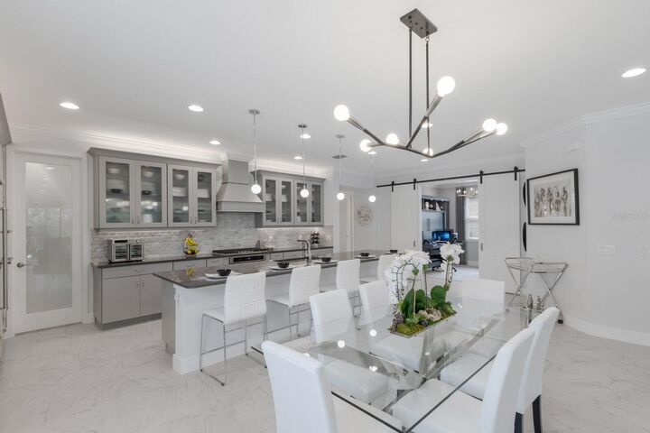 Property Photo:  5557 Long Shore Loop  FL 34238 