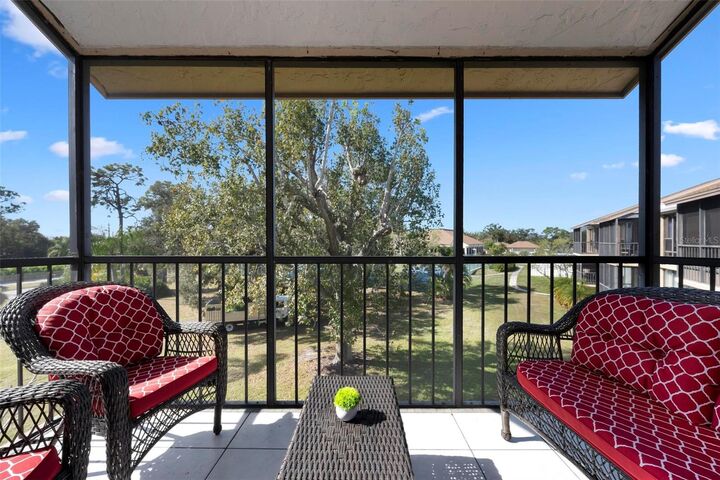 Property Photo: 612 Bird Bay Drive S 313 FL 34285