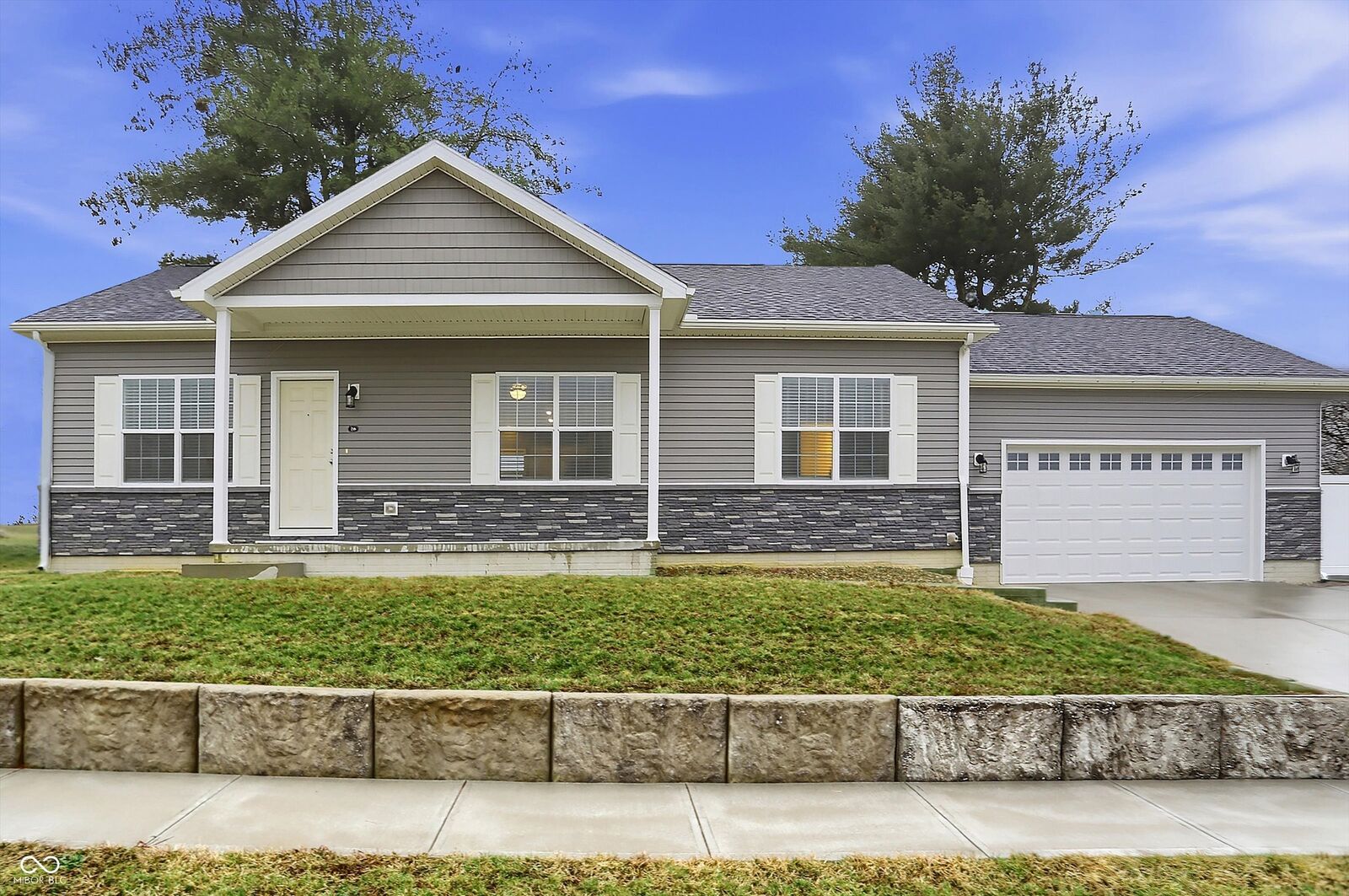 Property Photo: 10 Doe Creek Circle IN 46120