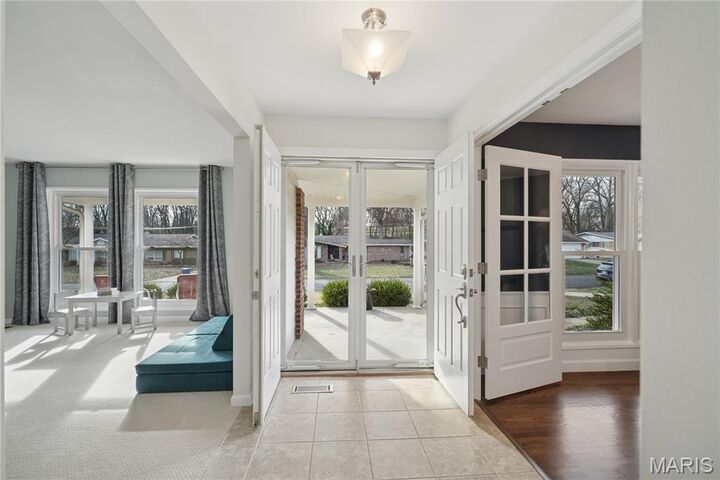 Property Photo: 323 Algonquin Drive MO 63011