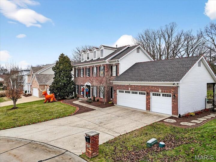 Property Photo: 522 Westonridge Court MO 63021