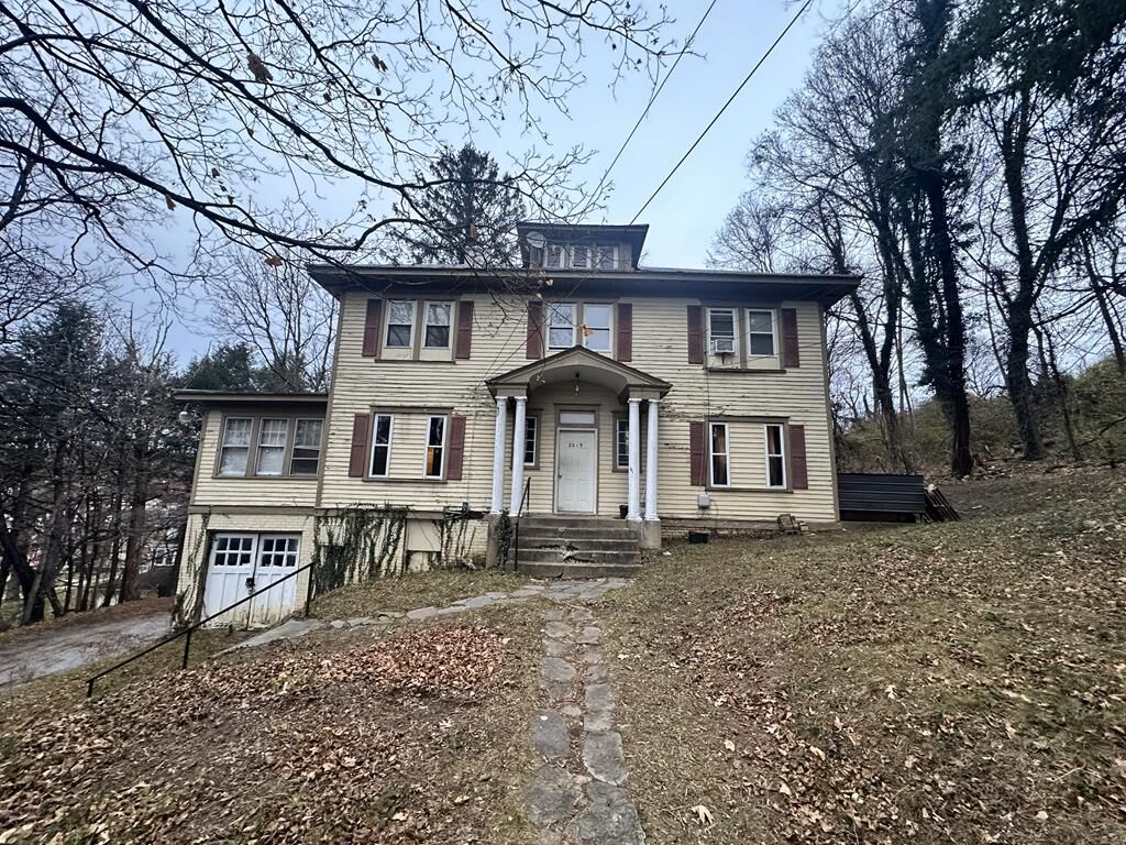 Property Photo:  2019 Fulton Street  WV 24701 