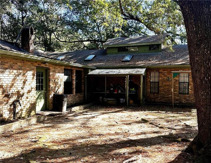 Property Photo: 380 Moss Lane LA 70471