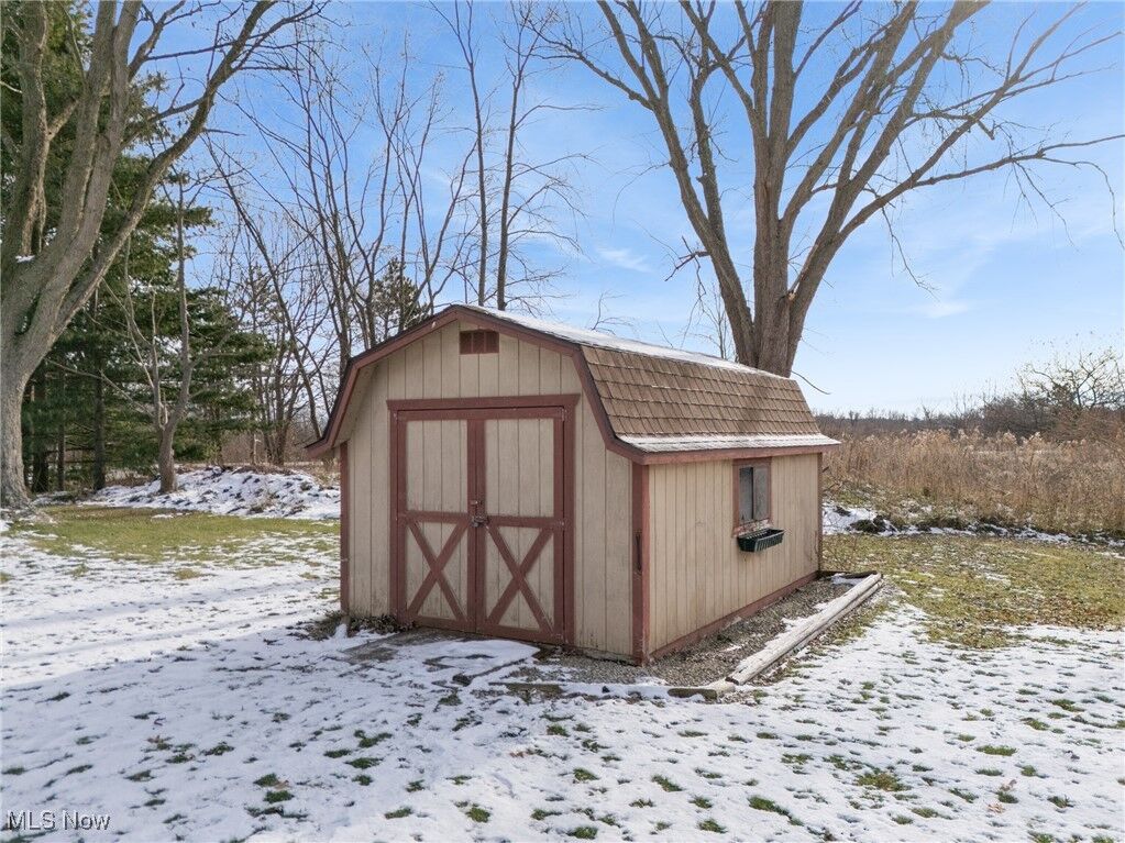 Property Photo:  7680 Brookview Street  OH 44641 