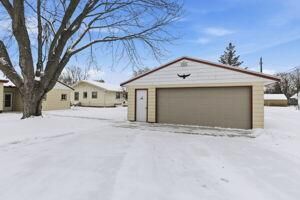 Property Photo:  1024 32nd Avenue N  MN 56303 