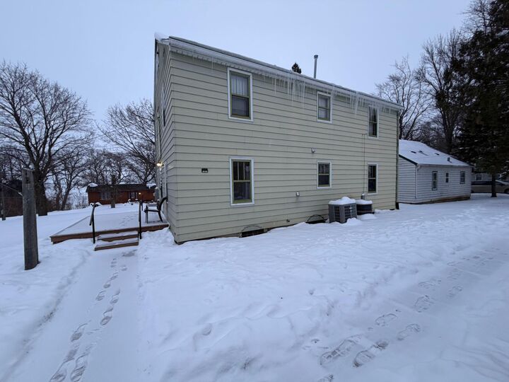 Property Photo: 1420 Frank Hall Drive MN 56007