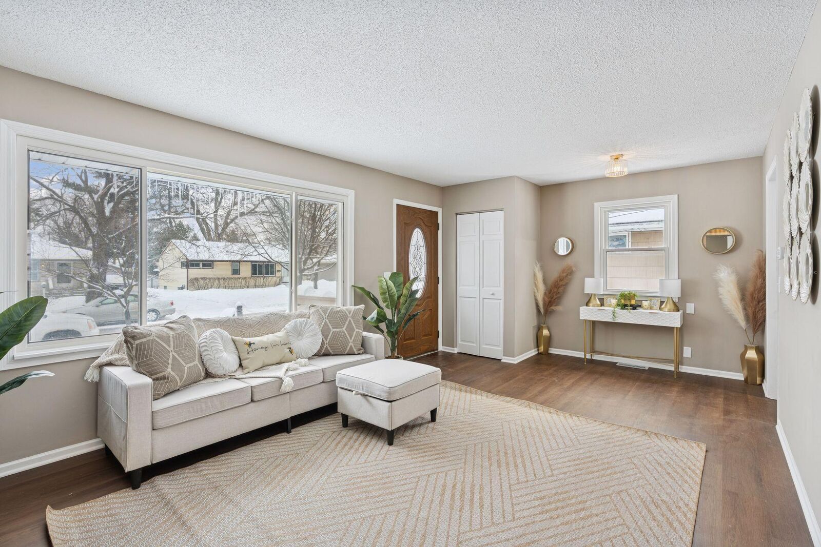 Property Photo:  4949 Welcome Avenue N  MN 55429 