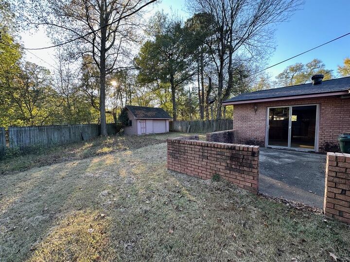 Property Photo:  1143 Southland Park Drive  LA 71118 