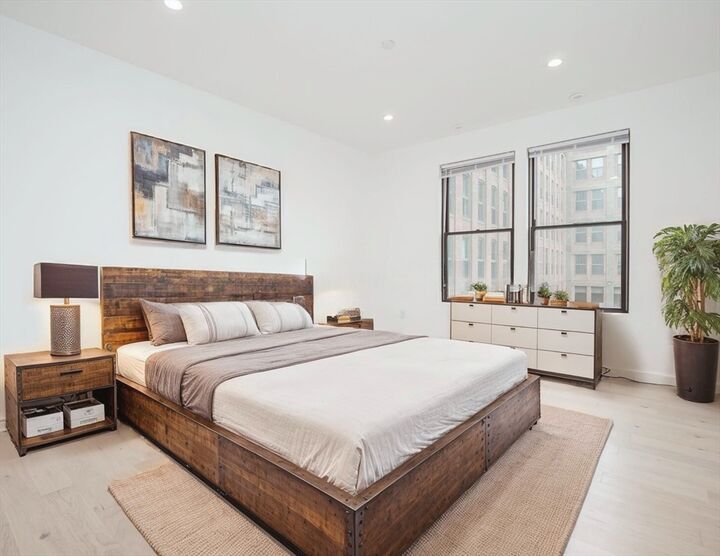 Property Photo:  340 West 2nd Street 19  MA 02127 