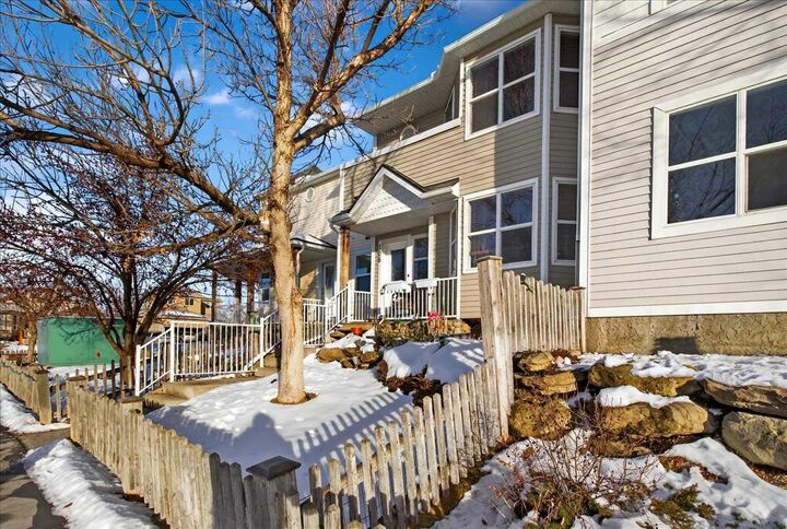 Property Photo:  106 Prairie Sound Circle NW  AB T1V 2A2 