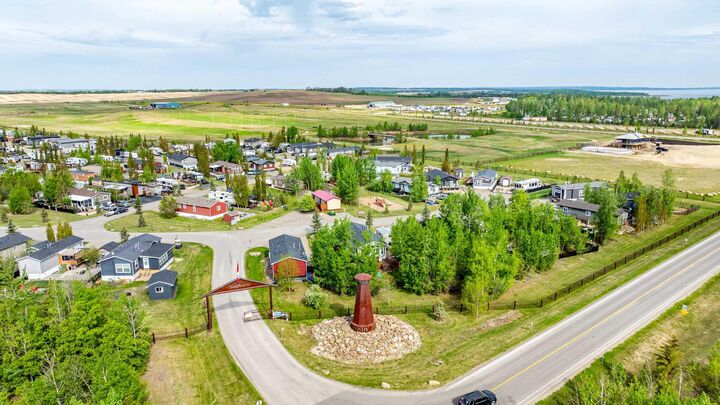 Property Photo: 41019 Range Road 11 115 AB T0C 2J0
