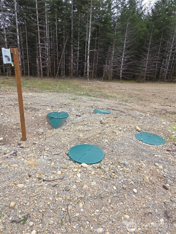 Property Photo:  490 E Pinedirosa Road A  WA 98592 